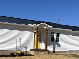 124 Harrison St, Sweetwater, TN 37874