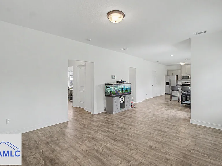 40 Rimes Ave — Photo 10