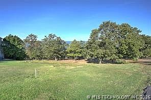 5th image of 1 Lakeview Rd