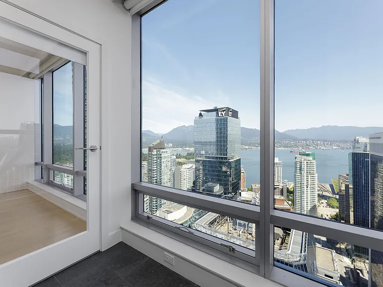 1111 Alberni St #4304 — Photo 9