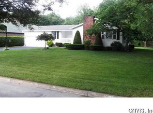 457 Sayles St, Oneida, NY 13421