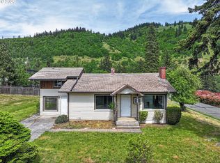 782 NE Center St, White Salmon, WA 98672