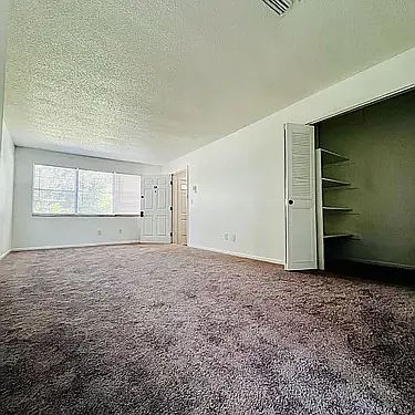 4th image of 450 Tomoka Ave #114B