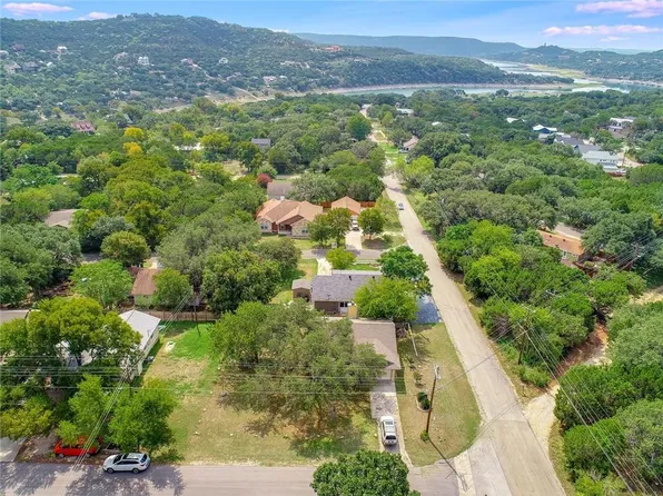 18317 Center St, Jonestown, TX 78645