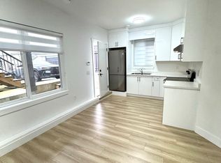 16762 16th Ave #1, Surrey, BC V3Z9M4