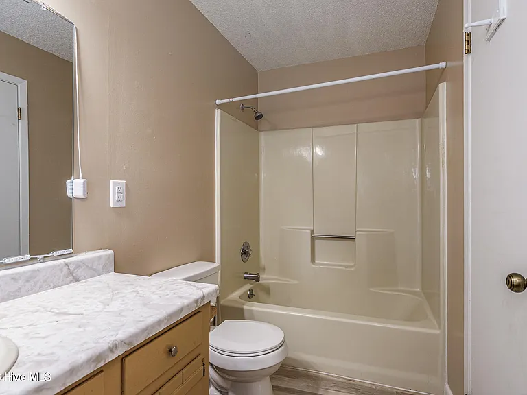 70 Beaver Ridge Trl — Photo 18