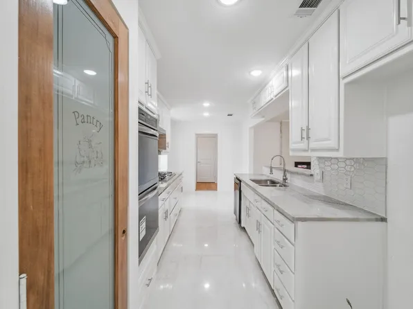 2461 Club Terrace Dr, Dallas, TX 75237