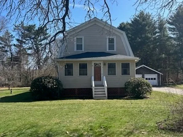 4 Clear Pond Rd, Lakeville, MA 02347