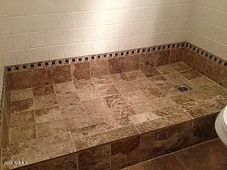 1109 N Oak Ct — Photo 4