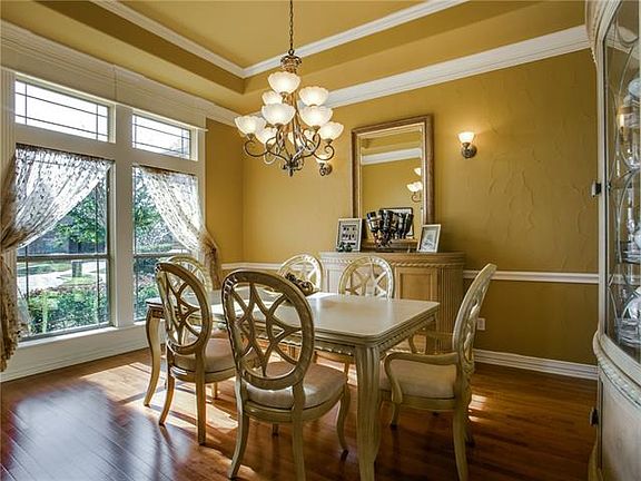 4th image of 8416 Spence Ct