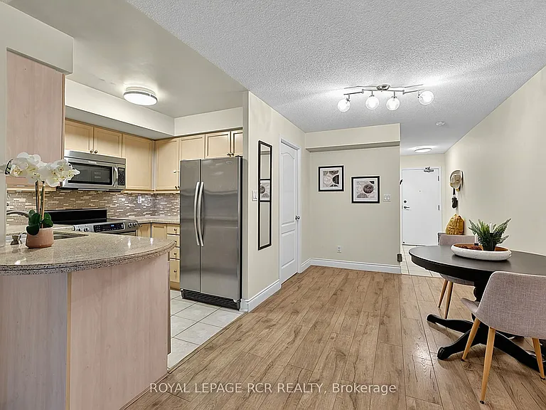1 Rean Dr #113 — Photo 12