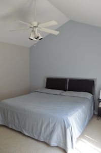 1537 N Saint Marks Pl, Palatine, IL, 60067