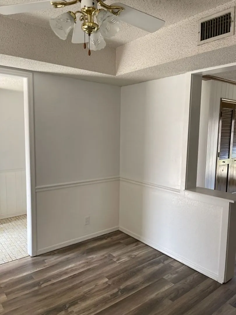 4 Bedroom Home In Union Schools - Jarman Elementary! — Photo 3
