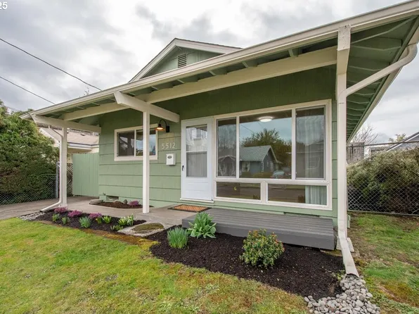 5512 SE Bush St, Portland, OR 97206