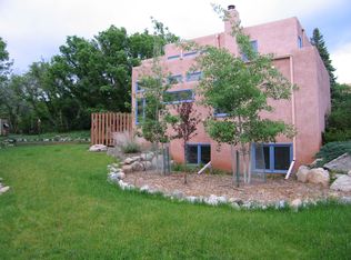 2 Garden Dr, Colorado Springs, CO 80904