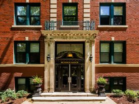 Broderick Manor
