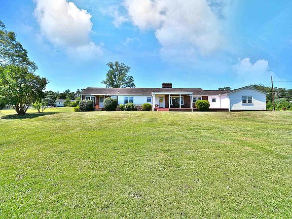4th image of 10 Sulphur Springs Dr