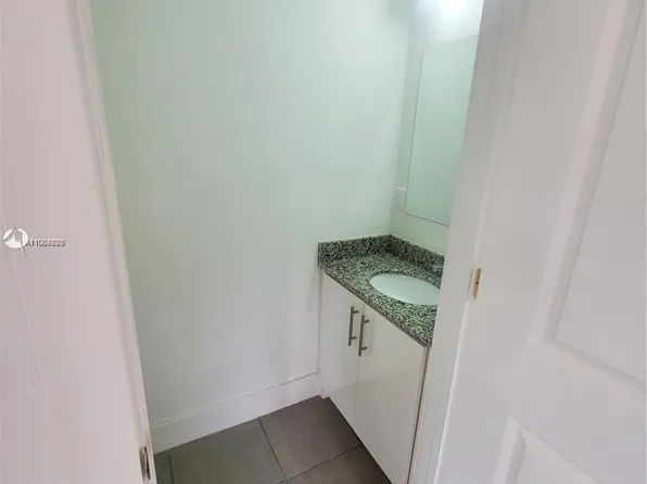 163 NW 68th Ter, Miami, FL 33150