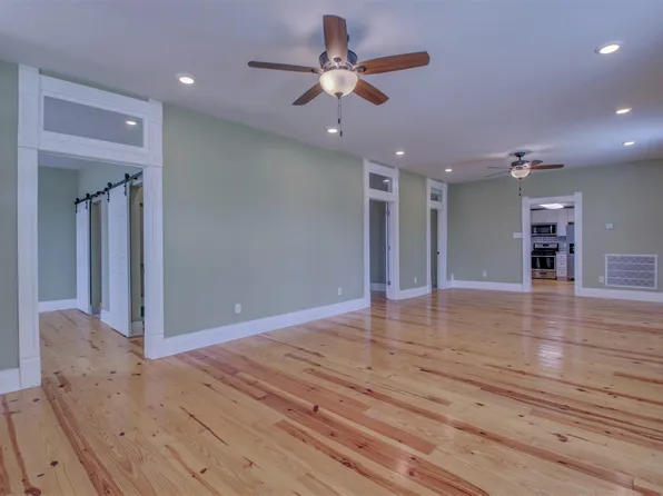 904 N Poplar St, North Little Rock, AR 72114