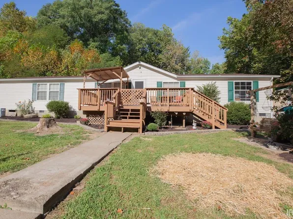 155 Manger Rd, Boonville, IN 47601