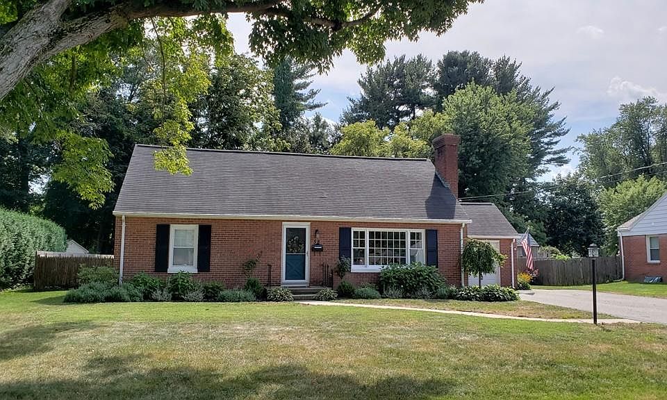 2nd image of 58 Elbert Rd