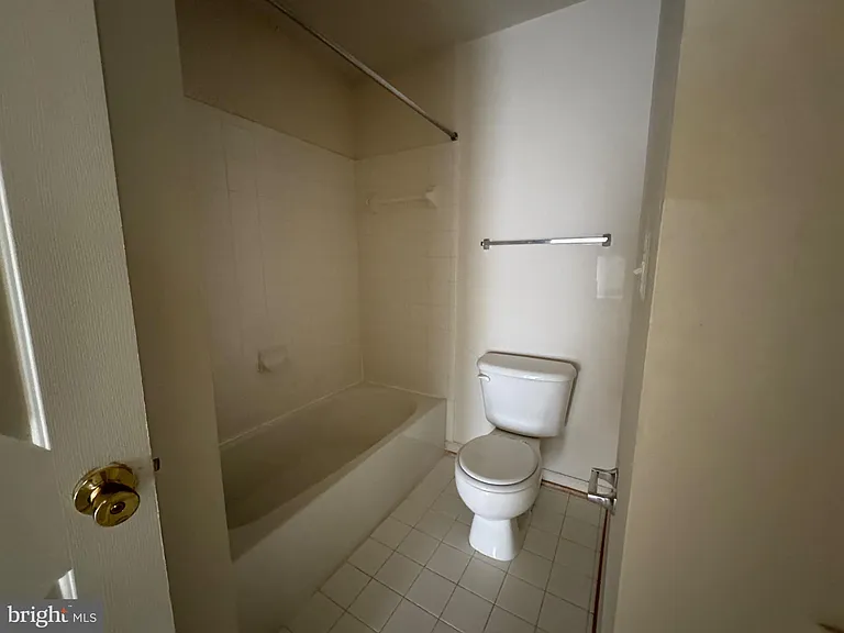 16410 Steerage Cir — Photo 15