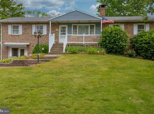 51 Evangeline Dr, Birdsboro, PA 19508