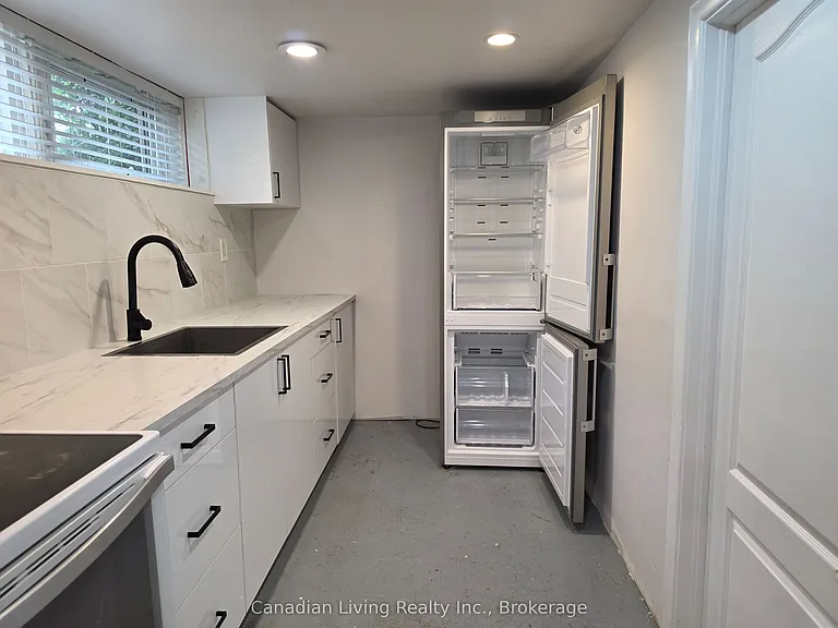 143 Avenue Rd #LOWER — Photo 18