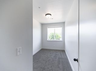 20 South 100 West, Payson, UT 84651