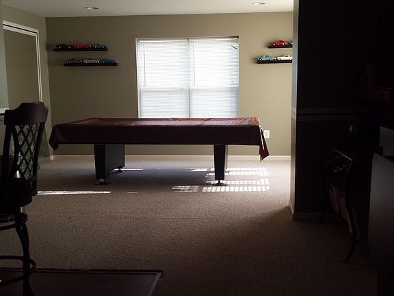 5th image of 9415 Laurel Oak Dr