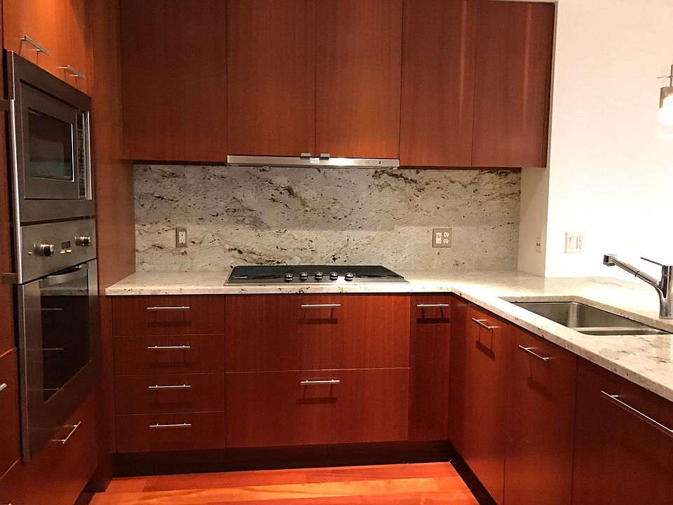 1st image of 10700 NE 4th St Unit 322