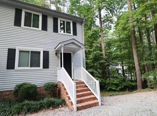 6208 Deerwood Pl, Raleigh, NC 27607