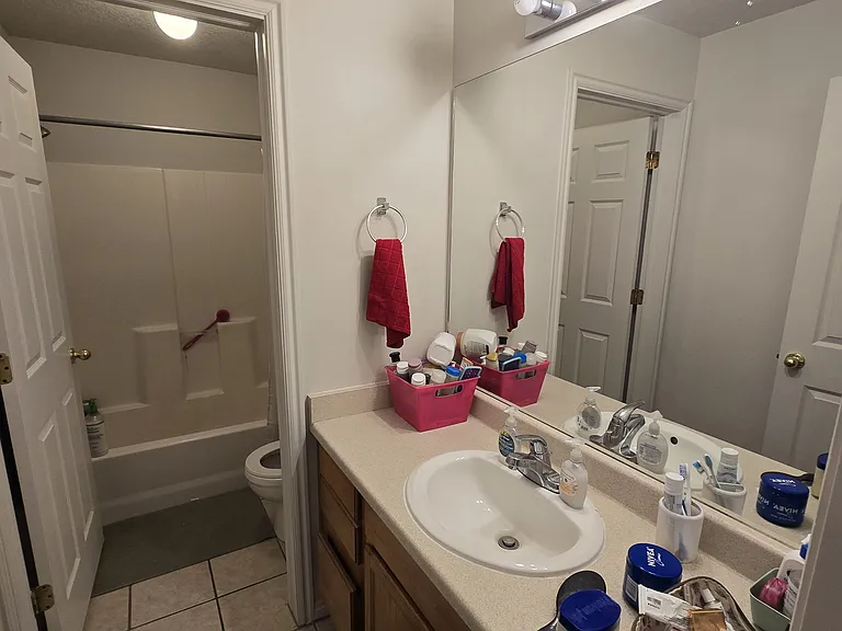 583 N University Ave #214 — Photo 12
