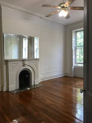 Rented by CG Realty | media 29