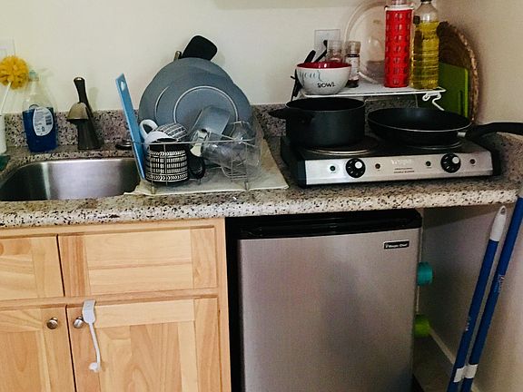3rd image of 2248 Cooley Ave Unit It