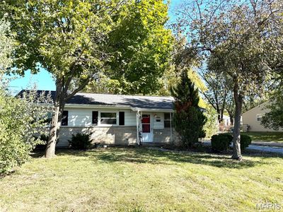 904 Saint Paul Ln, O'Fallon, MO, 63366