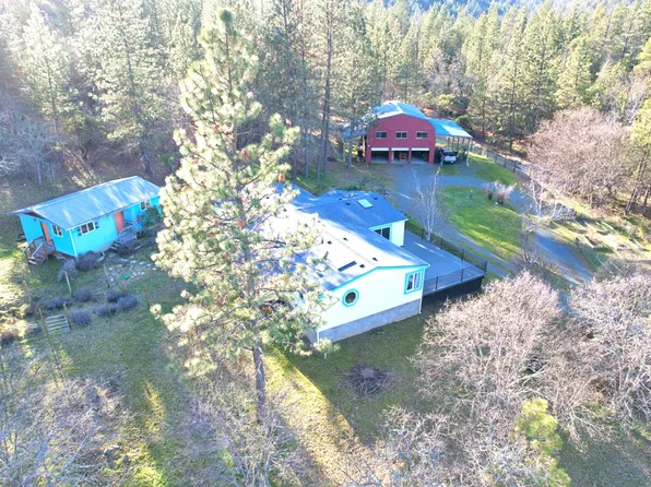 8060 Upper Applegate Rd, Jacksonville, OR 97530