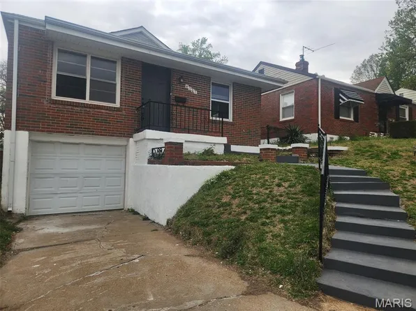 4707 Roxie St, Saint Louis, MO 63121