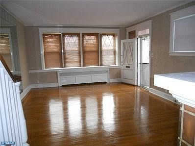 3rd image of 801 Yeadon Ave