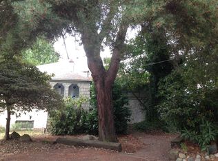 3006 NE 98th St, Seattle, WA 98115