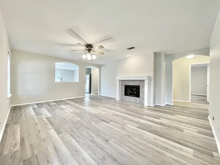 1909 Horizon Park Blvd — Photo 9