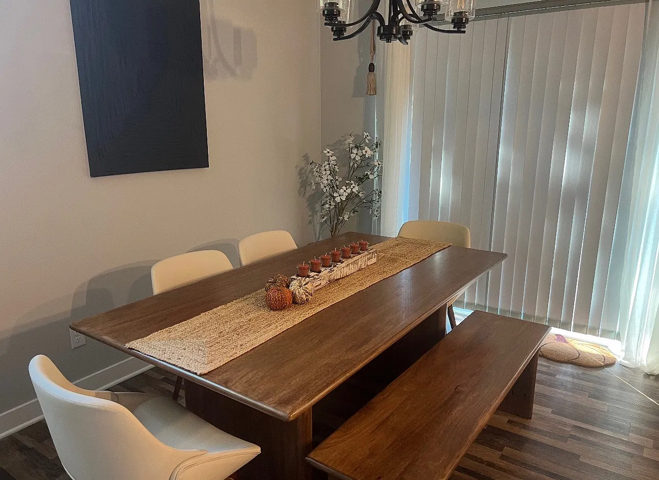 5 bed, 3000 sqft, $3,500 — Photo 4