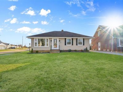 953 Bryn Mawr Ave, Wickliffe, OH, 44092