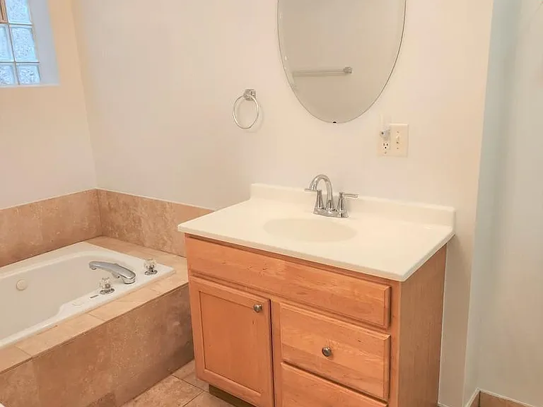 2329 W Harrison St #3 — Photo 4
