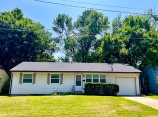 2212 W Bodeb St, Springfield, MO 65802