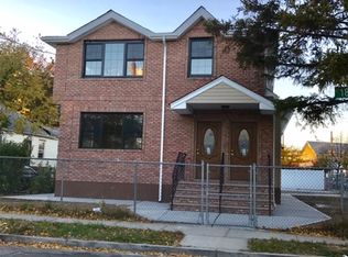 147 Ave 181 St, Springfield Gardens, NY 11413