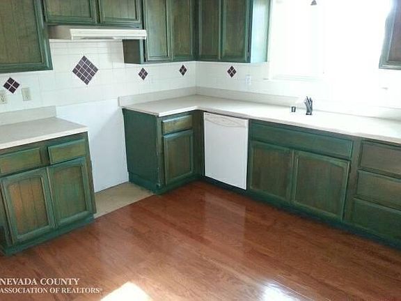 4th image of 15860 Thiel Way