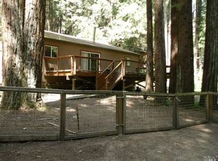 15040 Rio Nido Rd, Guerneville, CA 95446