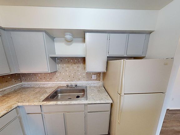 5th image of 27901 Independence St APT 201F
