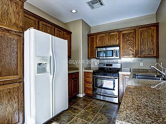 5th image of 8192 Misty Sage St